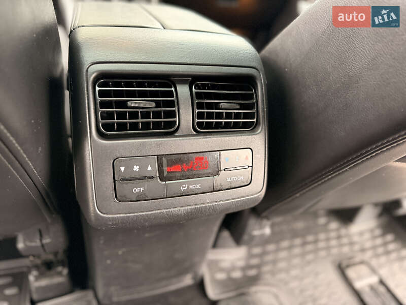 Позашляховик / Кросовер Mazda CX-9 2010 в Києві