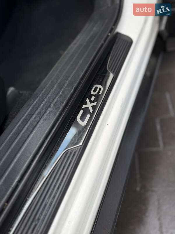 Внедорожник / Кроссовер Mazda CX-9 2017 в Ивано-Франковске фото 20 Внедорожник / Кроссовер Mazda CX-9 2017 в Ивано-Франковске