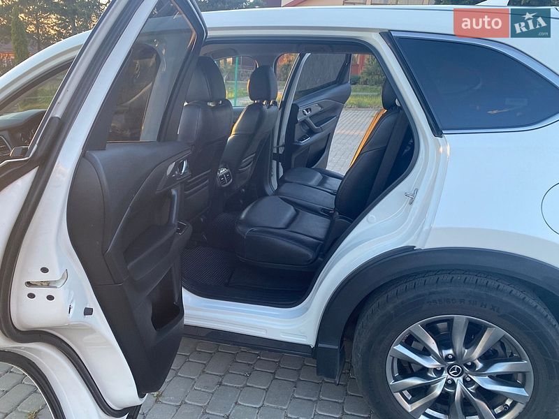Внедорожник / Кроссовер Mazda CX-9 2018 в Ужгороде