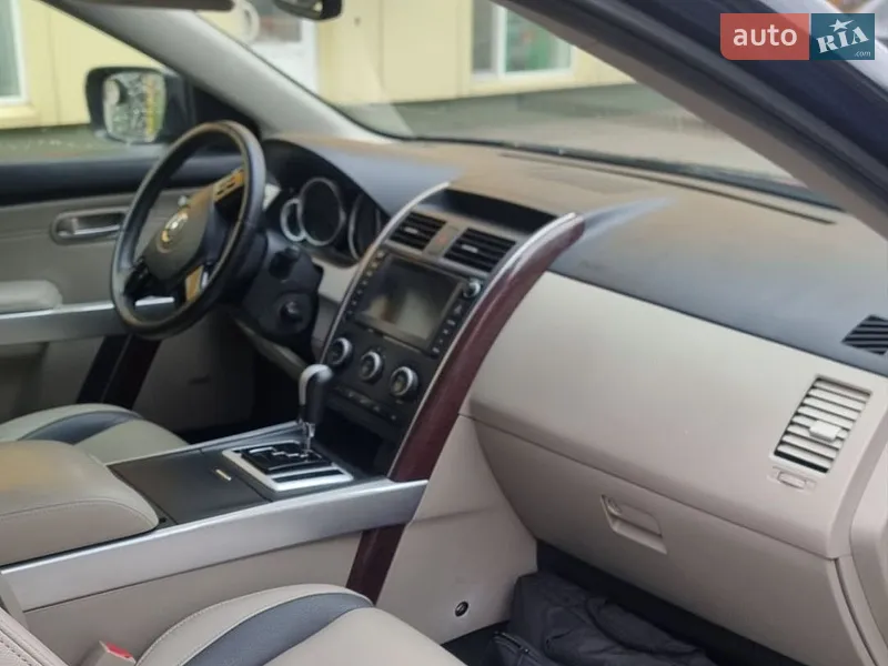 Mazda CX-9