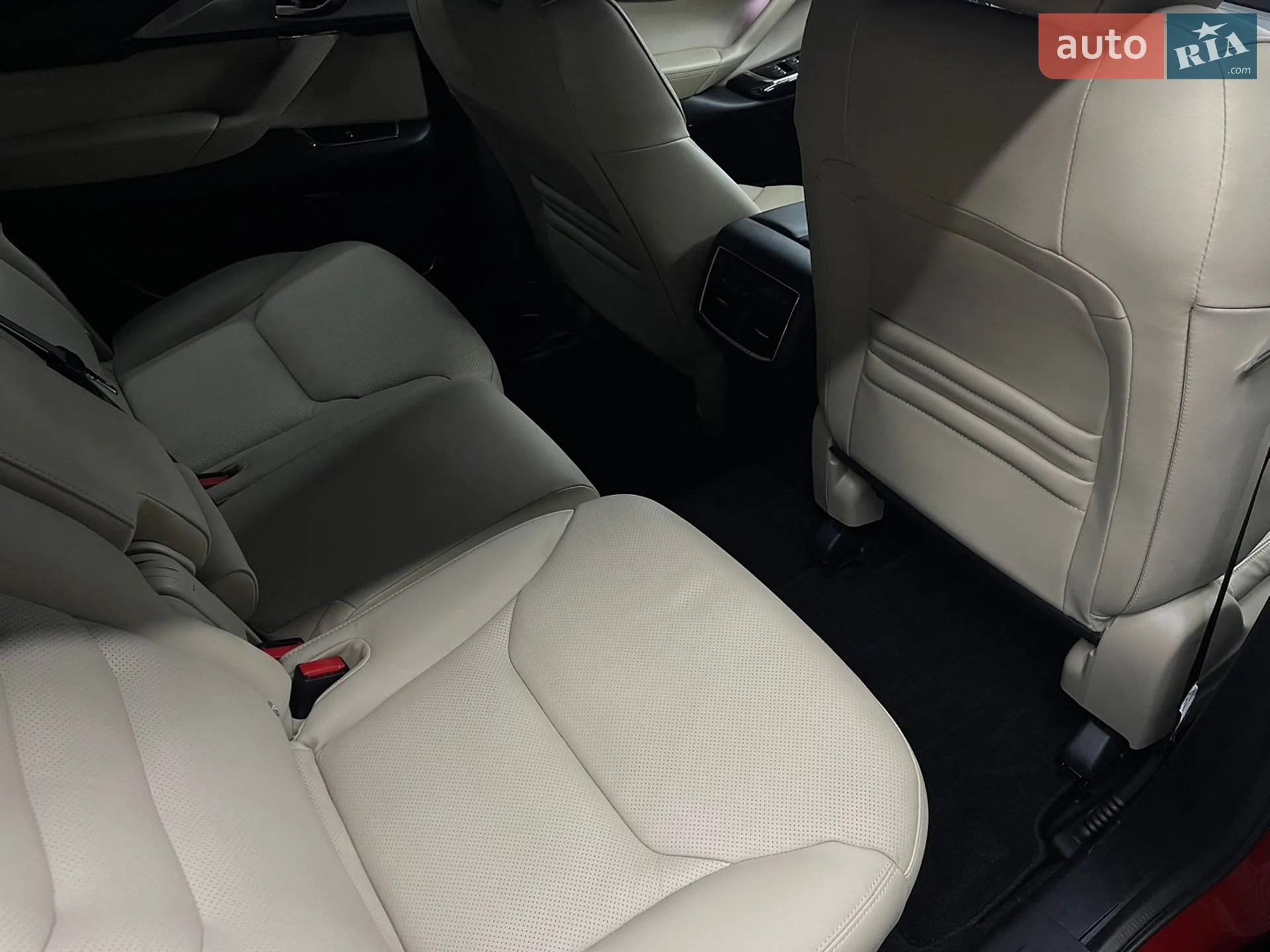 Mazda CX-9 2019 VIN JM3TCBDY7K0332379 фото оголошення 9 з 19