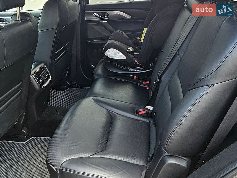 Позашляховик / Кросовер Mazda CX-9 2018 в Києві