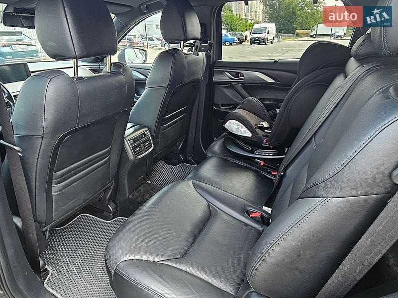 Позашляховик / Кросовер Mazda CX-9 2018 в Києві