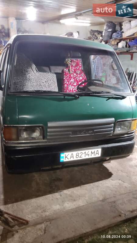 Минивэн Mazda E-series 1987 в Киеве