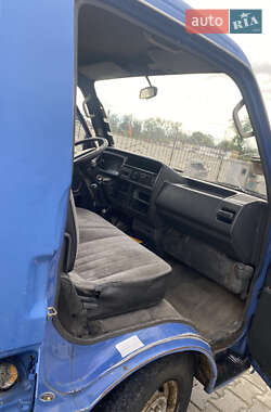 Другие автобусы Mazda E-series 1997 в 