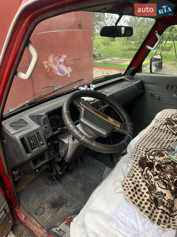 Мінівен Mazda E-series 1995 в Корсунь-Шевченківському фото 7 Мінівен Mazda E-series 1995 в Корсунь-Шевченківському