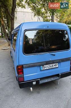 Минивэн Mazda E-series 1997 в 