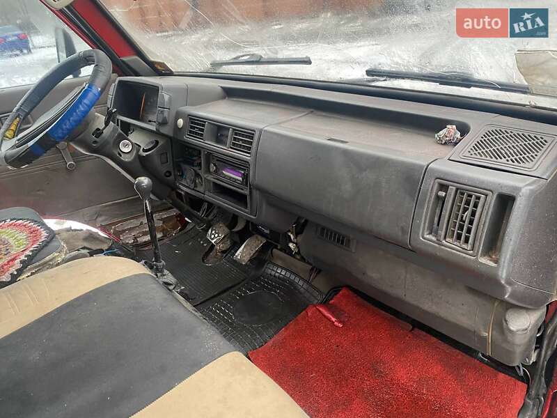 Минивэн Mazda E-series 1993 в Одессе фото 14 Минивэн Mazda E-series 1993 в Одессе