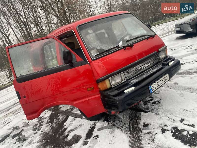 Минивэн Mazda E-series 1993 в Одессе фото 19 Минивэн Mazda E-series 1993 в Одессе