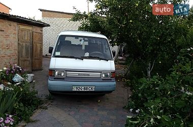 Микроавтобус Mazda E-series 1993 в Полтаве