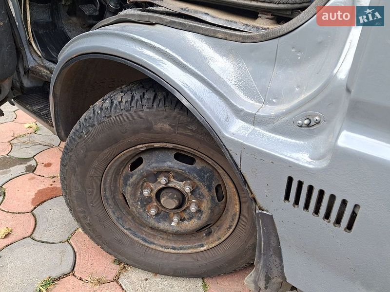 Минивэн Mazda E-series 1998 в Новоселках