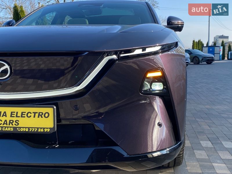 Внедорожник / Кроссовер Mazda EZ-60 2025 в Киеве