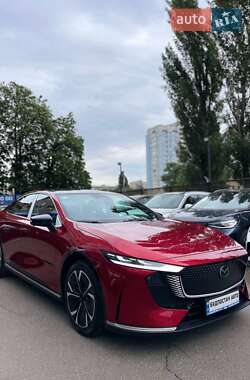 Седан Mazda EZ-6 2025 в 