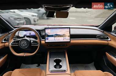 Седан Mazda EZ-6 2025 в 