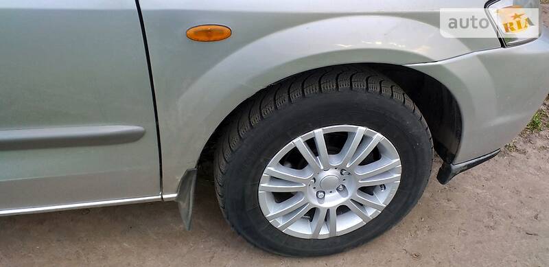 Мінівен Mazda MPV 2002 в Шостці