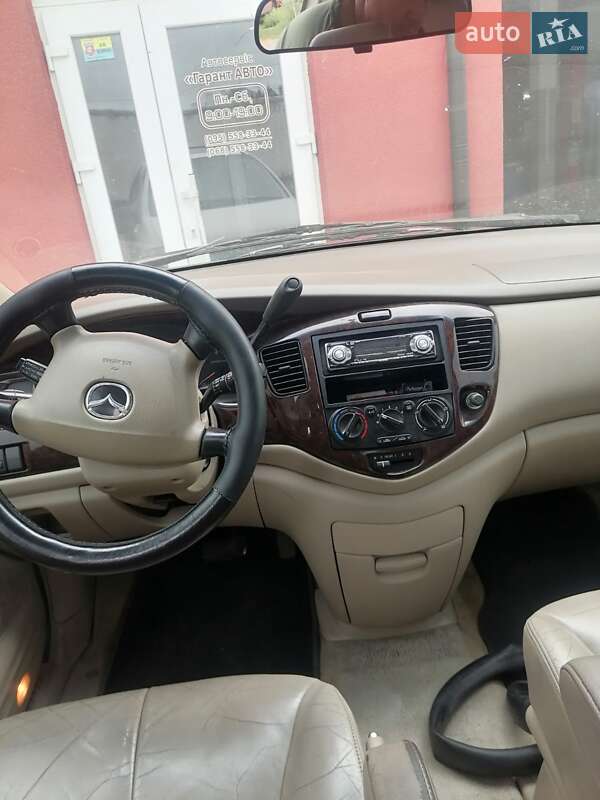 Минивэн Mazda MPV 2000 в Черновцах