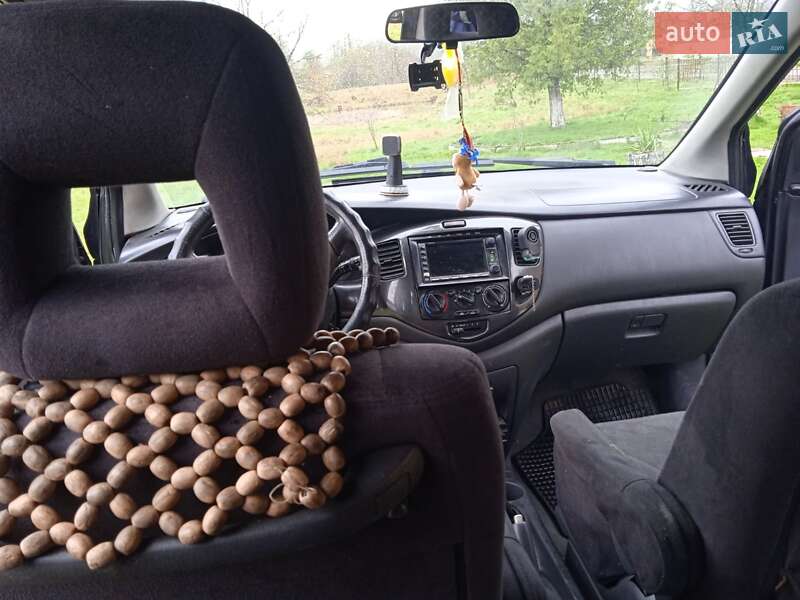 Минивэн Mazda MPV 2002 в Стрые