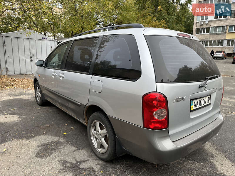 Минивэн Mazda MPV 2002 в Киеве