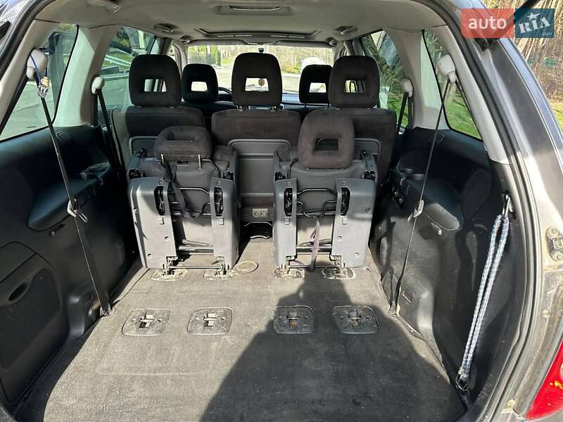 Минивэн Mazda MPV 2003 в Киеве фото 10 Минивэн Mazda MPV 2003 в Киеве