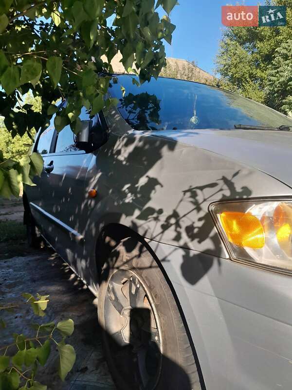 Минивэн Mazda MPV 2001 в Харькове