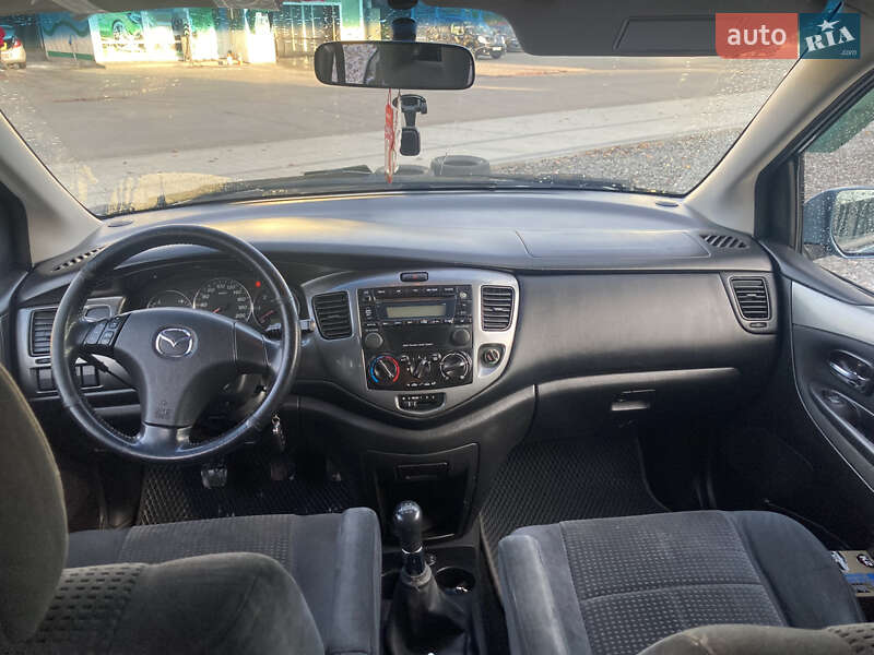 Минивэн Mazda MPV 2004 в Владимире