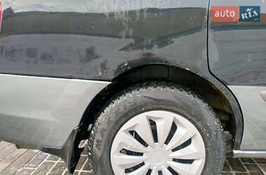 Минивэн Mazda MPV 2002 в 