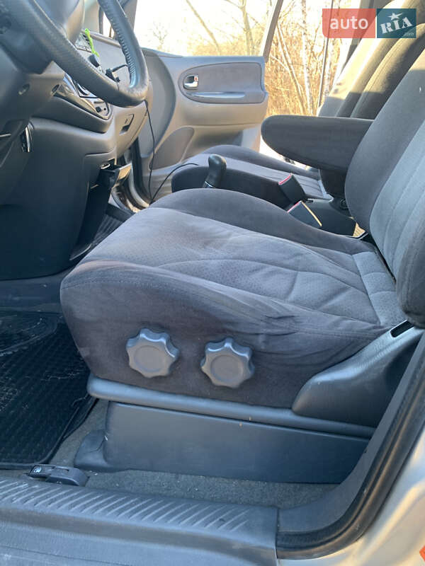 Минивэн Mazda MPV 2002 в Львове