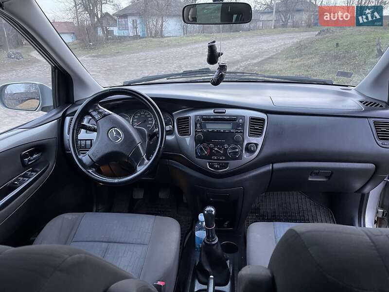 Минивэн Mazda MPV 2004 в Умани