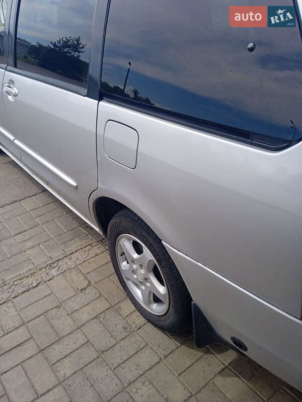 Мінівен Mazda MPV 2002 в Сумах