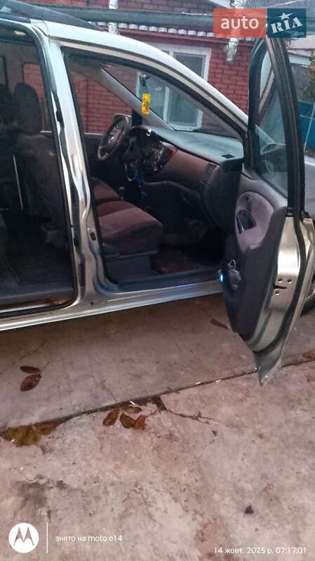 Минивэн Mazda MPV 2002 в Хмельницком