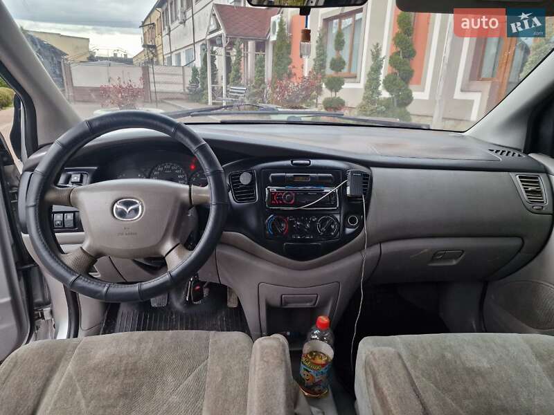 Минивэн Mazda MPV 2002 в Стрые