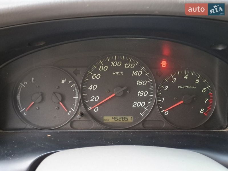 Мінівен Mazda MPV 2000 в Львові