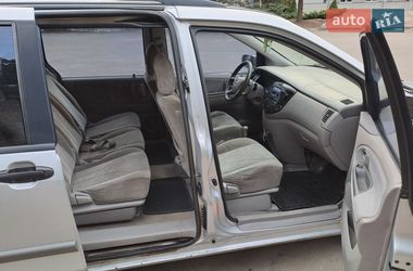 Мінівен Mazda MPV 2000 в Львові