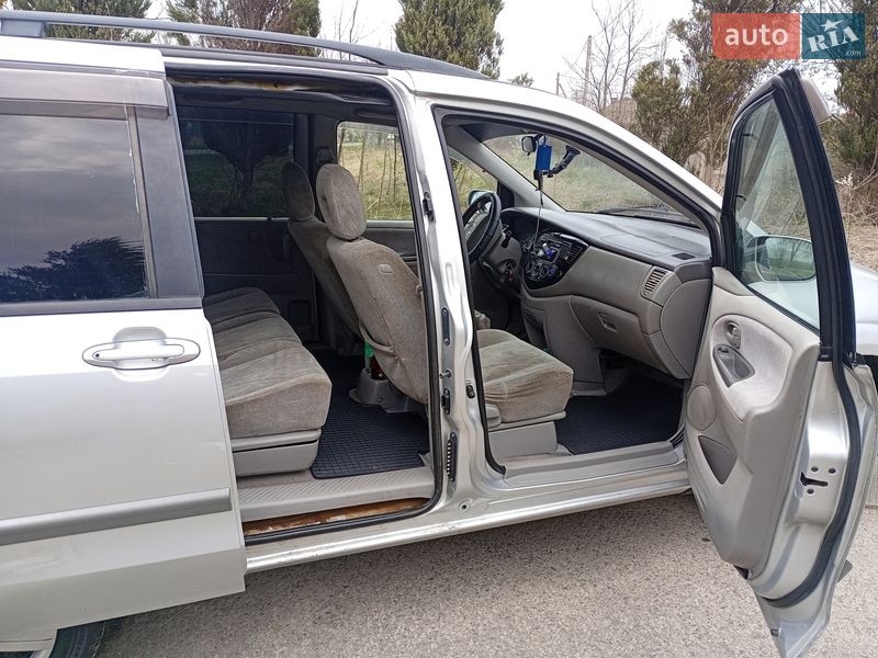 Мінівен Mazda MPV 2002 в Стрию