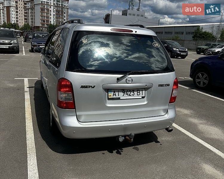 Минивэн Mazda MPV 2001 в Петропавловской Борщаговке