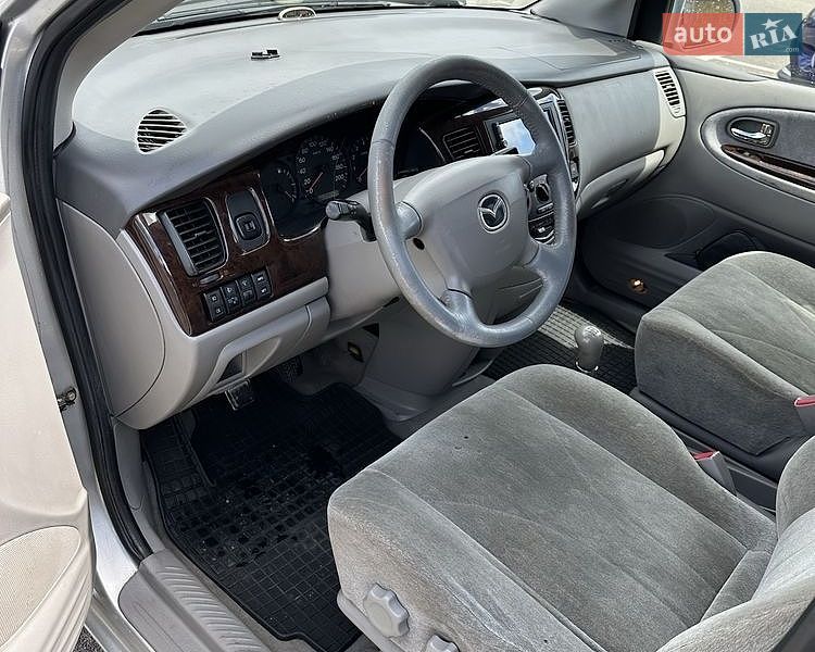 Минивэн Mazda MPV 2001 в Петропавловской Борщаговке