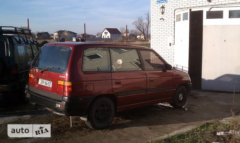 Минивэн Mazda MPV 1990 в 
