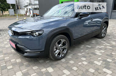 Внедорожник / Кроссовер Mazda MX-30 2020 в 
