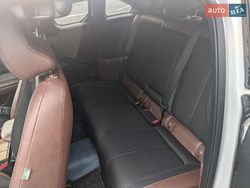 Внедорожник / Кроссовер Mazda MX-30 2020 в Львове