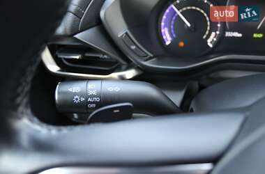Внедорожник / Кроссовер Mazda MX-30 2021 в 