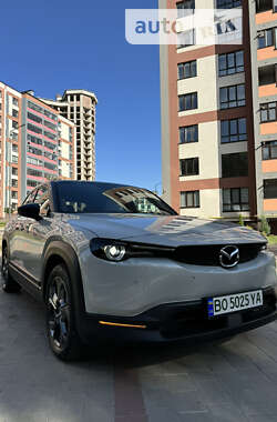 Внедорожник / Кроссовер Mazda MX-30 2020 в Тернополе