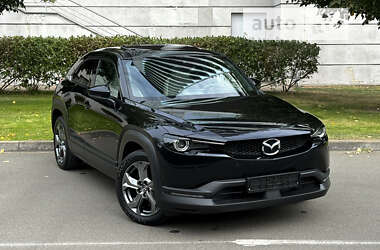 Внедорожник / Кроссовер Mazda MX-30 2020 в Киеве