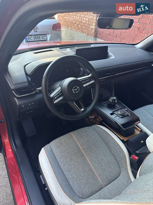 Позашляховик / Кросовер Mazda MX-30 2021 в Львові