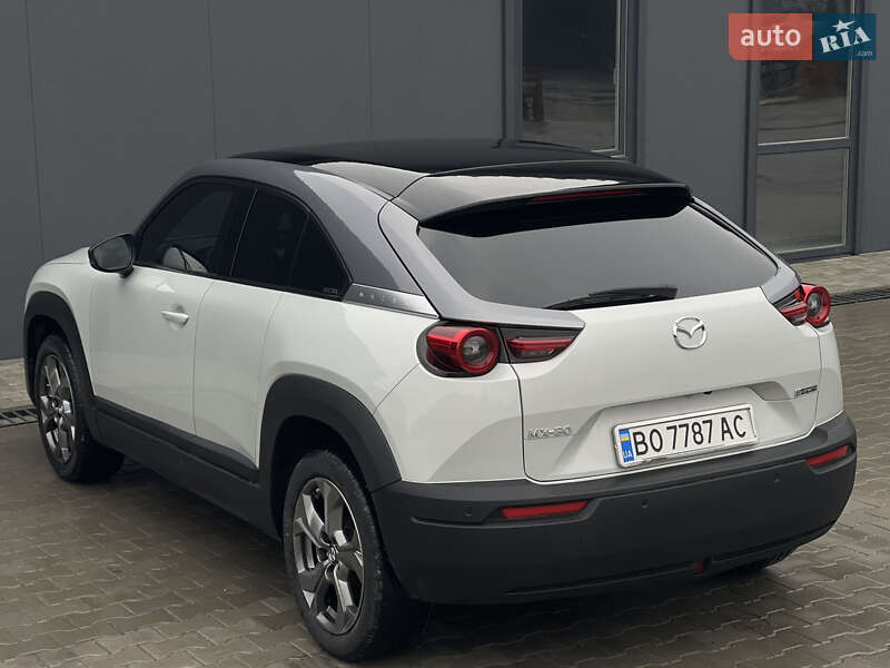 Внедорожник / Кроссовер Mazda MX-30 2020 в Тернополе