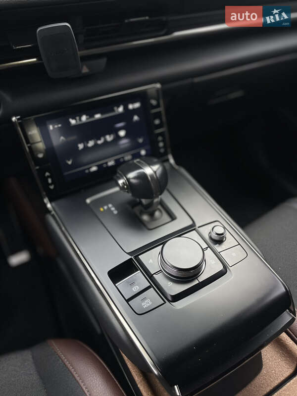 Внедорожник / Кроссовер Mazda MX-30 2020 в Тернополе