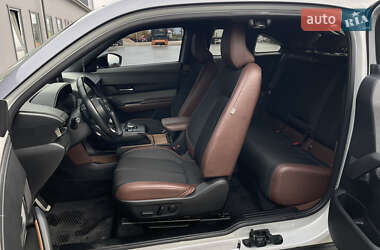 Внедорожник / Кроссовер Mazda MX-30 2020 в 