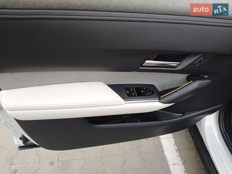 Внедорожник / Кроссовер Mazda MX-30 2021 в Одессе