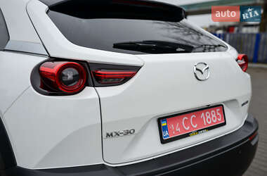 Внедорожник / Кроссовер Mazda MX-30 2024 в 