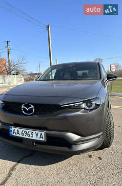 Позашляховик / Кросовер Mazda MX-30 2020 в Кривому Розі