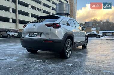 Внедорожник / Кроссовер Mazda MX-30 2021 в Киеве